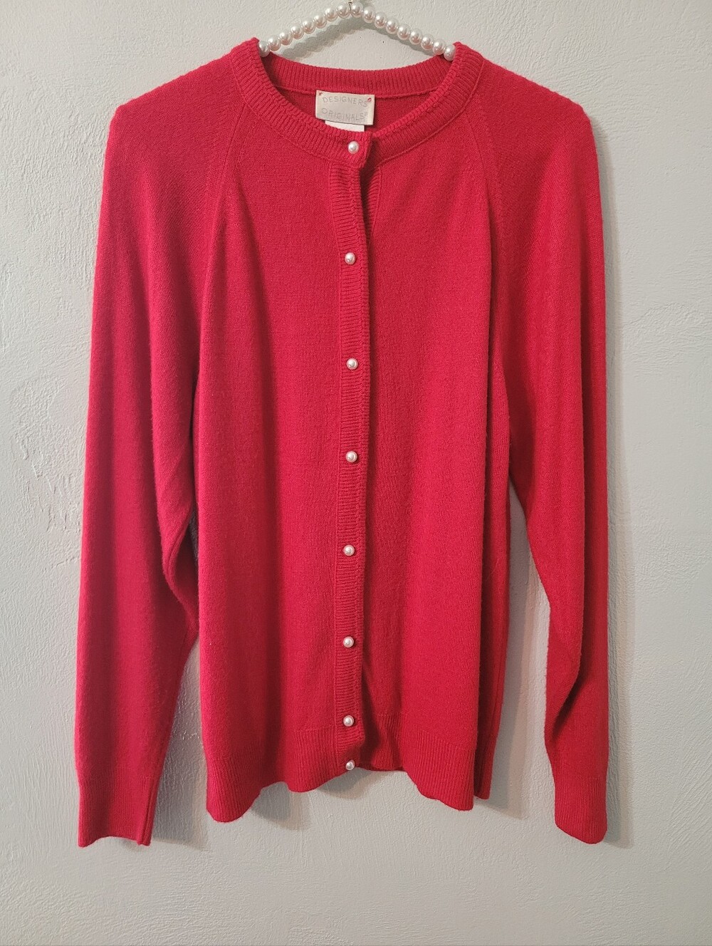 Vintage Unique Pearl Buttons Cardigan Size Medium!